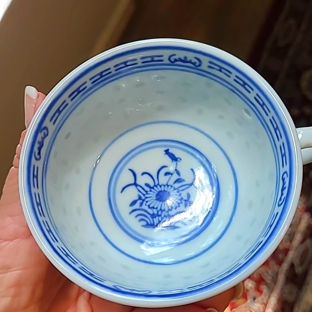 Chinese Rice Grain Eyes Pattern White Flower Cups Set of 4 with Creamer Vintage